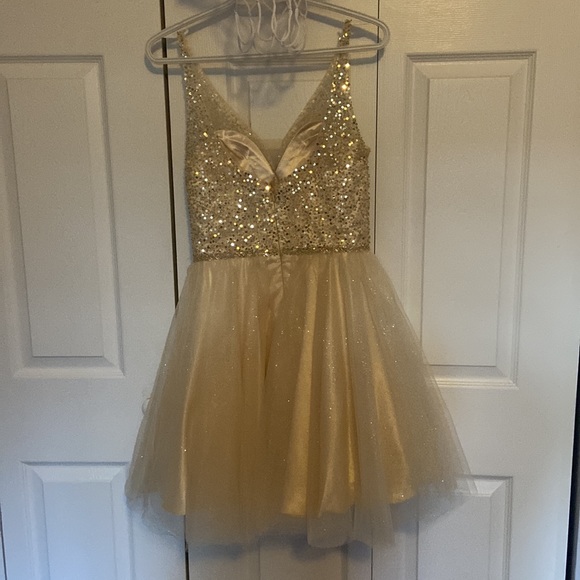 Dancing Queen size small grad/prom dress - Picture 10 of 11